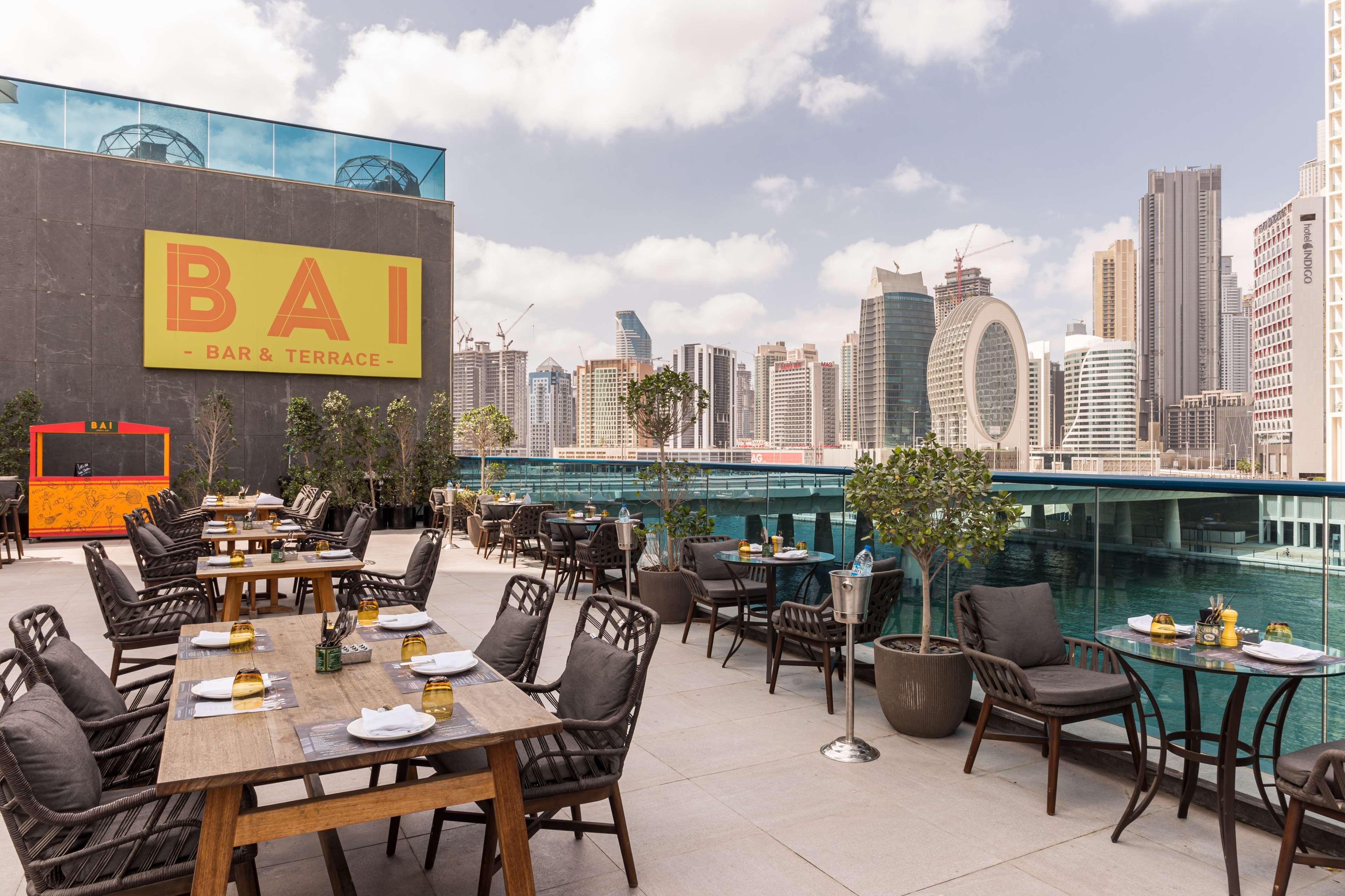 Radisson Blu Hotel, Dubai Canal View מראה חיצוני תמונה